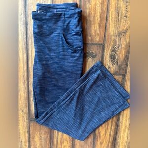 Like New Women's Heathered Blue Yoga Pants With Pockets